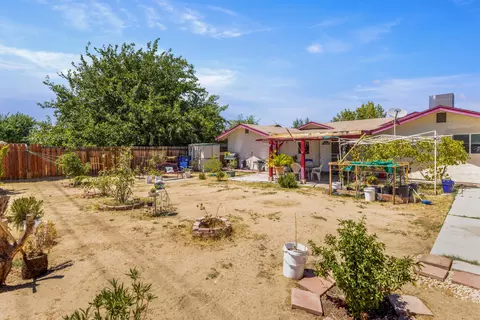 826 Lightcap St, Lancaster, CA 93535 photo 16