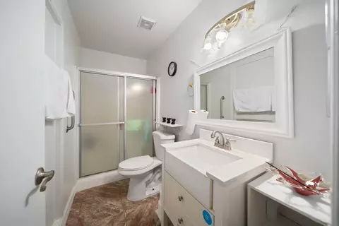 826 Lightcap St, Lancaster, CA 93535 photo 9