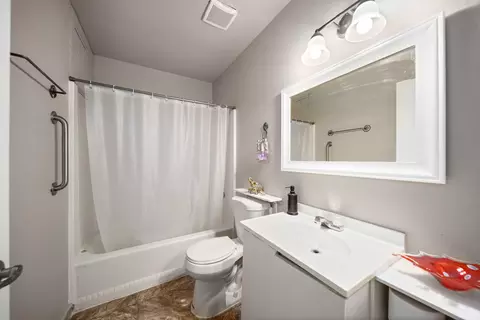 826 Lightcap St, Lancaster, CA 93535 photo 11
