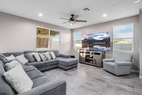 4425 Jackman St W, Lancaster, CA 93536 photo 8