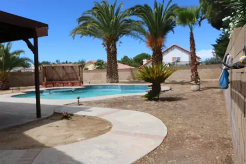 43915 11th St E, Lancaster, CA 93535 photo 12