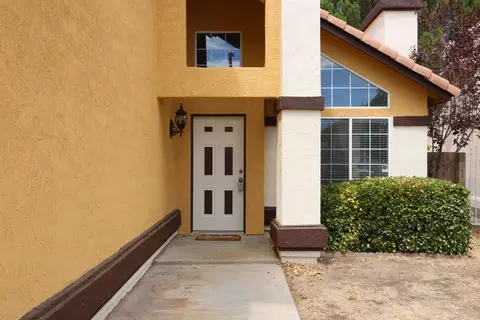 43915 11th St E, Lancaster, CA 93535 photo 3