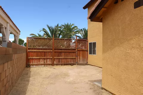 43915 11th St E, Lancaster, CA 93535 photo 23