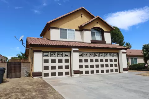 43915 11th St E, Lancaster, CA 93535 photo 4