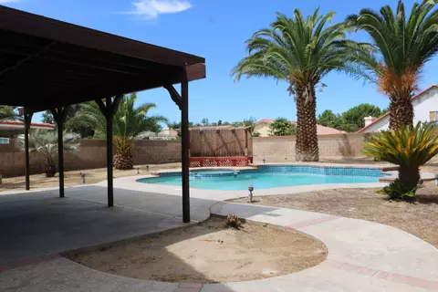 43915 11th St E, Lancaster, CA 93535 photo 13