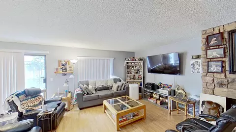 212 Eagle Ln, Palmdale, CA 93551 photo 8