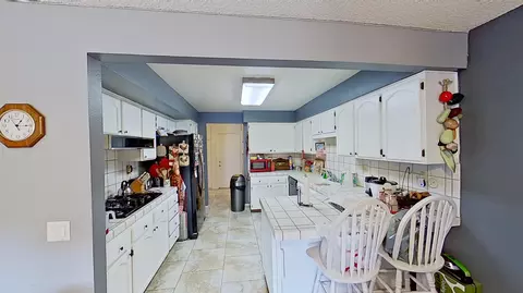 212 Eagle Ln, Palmdale, CA 93551 photo 15