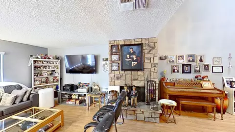 212 Eagle Ln, Palmdale, CA 93551 photo 9