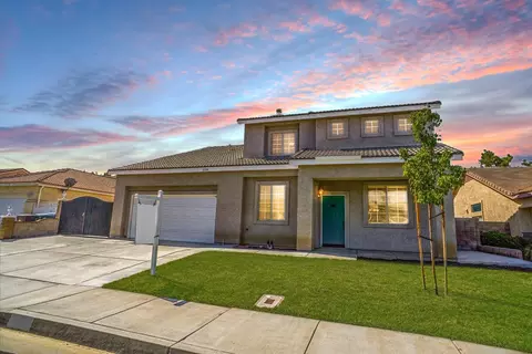 3354 Racquet Ln, Palmdale, CA 93551