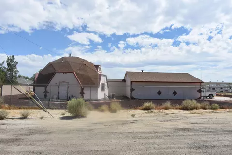 2912 Poplar St, Rosamond, CA 93560