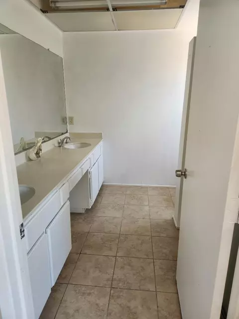 44853 Calston Ave, Lancaster, CA 93535 photo 10
