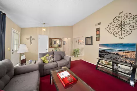 1905 E Ave R-4, Palmdale, CA 93550 photo 5