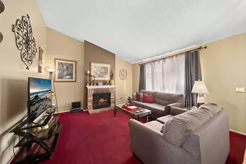 1905 E Ave R-4, Palmdale, CA 93550 photo 4