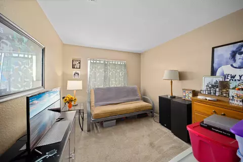 1905 E Ave R-4, Palmdale, CA 93550 photo 15