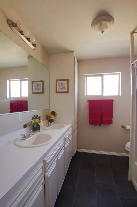 45710 35th St E, Lancaster, CA 93535 photo 6