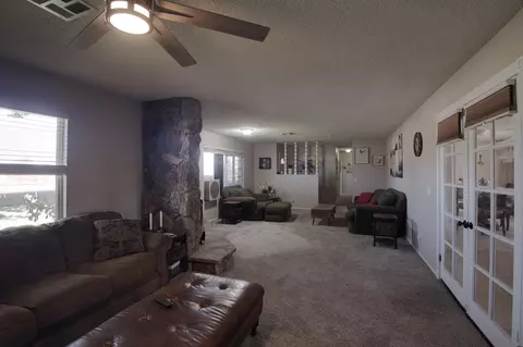 45710 35th St E, Lancaster, CA 93535 photo 4
