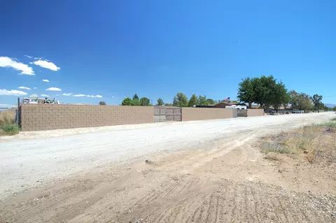 45710 35th St E, Lancaster, CA 93535 photo 27