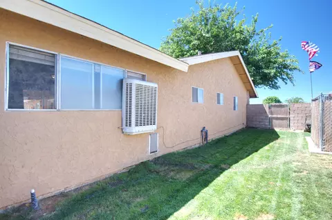 45710 35th St E, Lancaster, CA 93535 photo 20