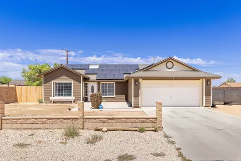 8825 Peach Ave, California City, CA 93505