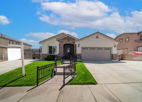 1430 Green St S, Tehachapi, CA 93561
