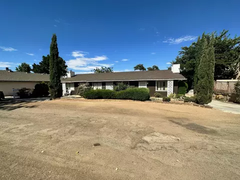 21401 Golden Hills Blvd, Tehachapi, CA 93561 photo 3