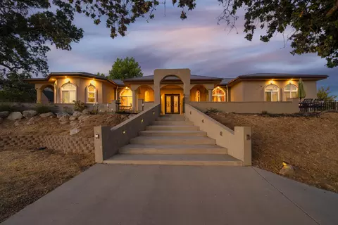 23820 Lakeview Dr, Tehachapi, CA 93561