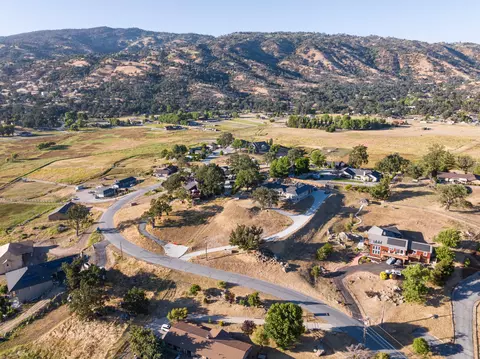 23820 Lakeview Dr, Tehachapi, CA 93561 photo 46