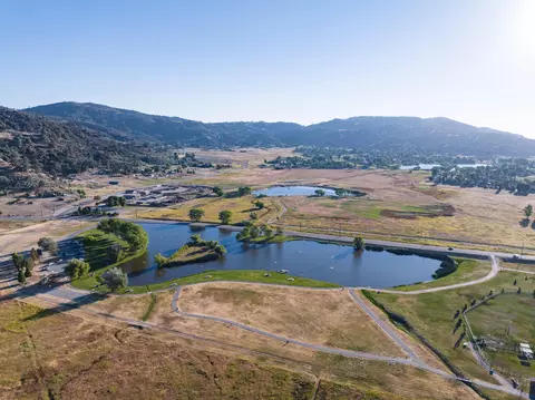23820 Lakeview Dr, Tehachapi, CA 93561 photo 50