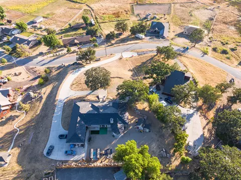 23820 Lakeview Dr, Tehachapi, CA 93561 photo 55