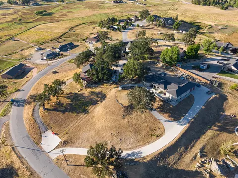 23820 Lakeview Dr, Tehachapi, CA 93561 photo 45
