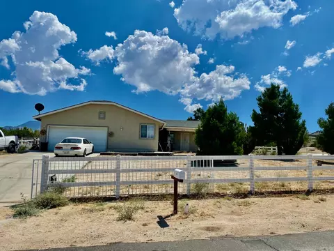 12810 Avenue X E, Pearblossom, CA 93553