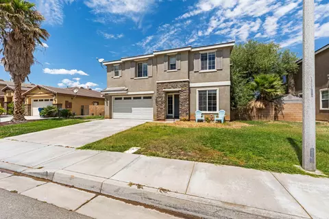 1249 Stanfill Rd, Palmdale, CA 93551 photo 2