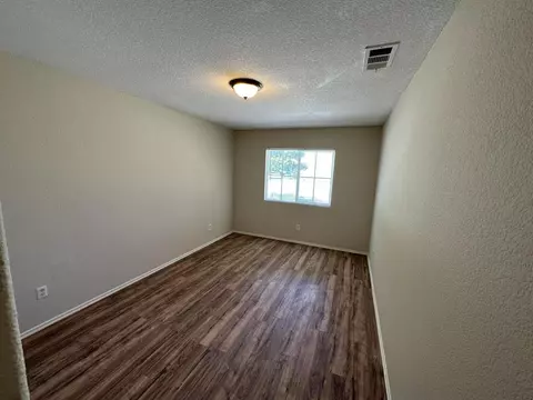 45250 Spahn Ln, Lancaster, CA 93535 photo 9