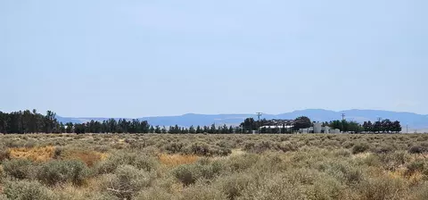 Avenue B6 / 81st St W, Lancaster, CA 93536