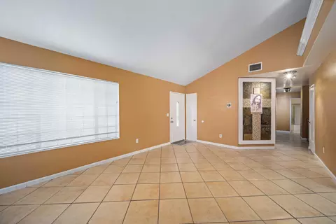 2310 Scott Ave, Palmdale, CA 93550 photo 8