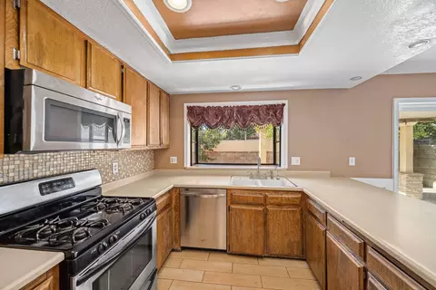 2310 Scott Ave, Palmdale, CA 93550 photo 12