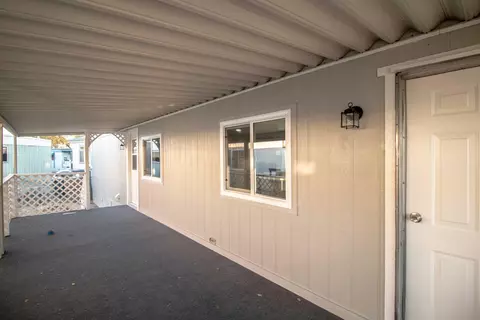 45131 28th Street East Sp 1 #., Lancaster, CA 93535 photo 2