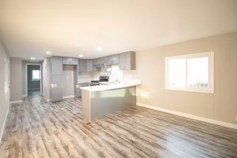 45131 28th Street East Sp 1 #., Lancaster, CA 93535 photo 3