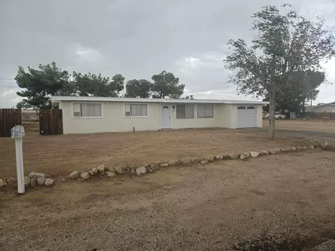 8133 Dogwood Ave, California City, CA 93505