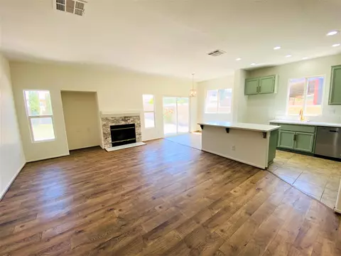 45856 Knightsbridge St, Lancaster, CA 93534 photo 6