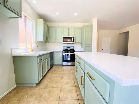 45856 Knightsbridge St, Lancaster, CA 93534 photo 11