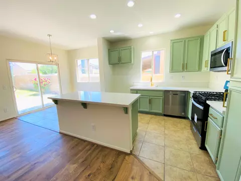 45856 Knightsbridge St, Lancaster, CA 93534 photo 8