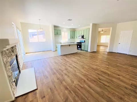 45856 Knightsbridge St, Lancaster, CA 93534 photo 7