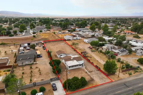 42625 45th St W, Lancaster, CA 93536