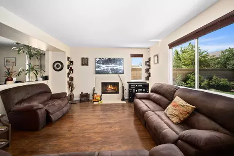 43335 Hampton St, Lancaster, CA 93536 photo 10