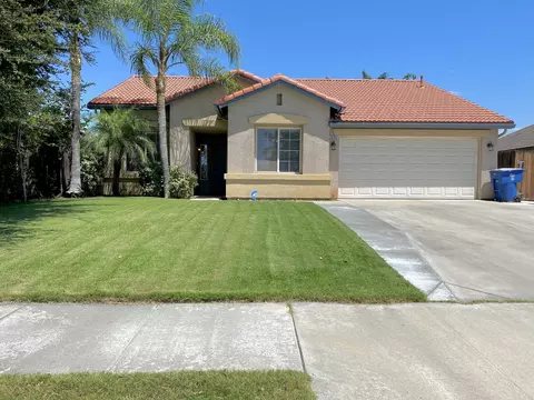 10702 Pinebrook Falls Dr, Bakersfield, CA 93312
