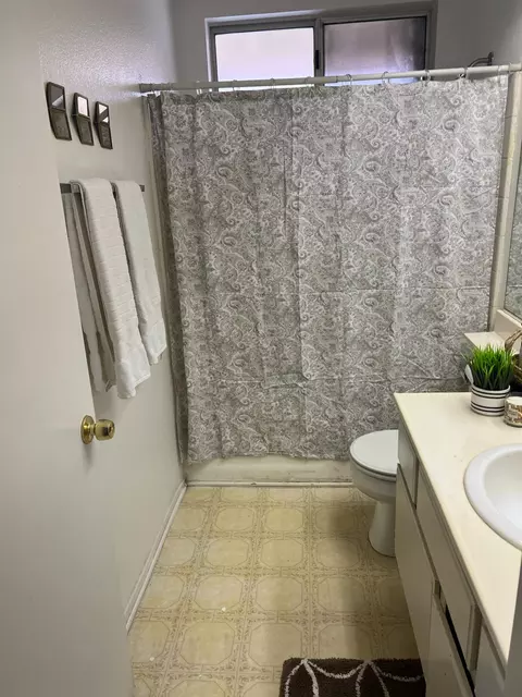 616 Martha Ct, Lancaster, CA 93535 photo 48
