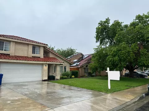 616 Martha Ct, Lancaster, CA 93535 photo 4