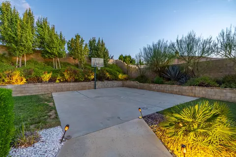 41709 Firenze St, Lancaster, CA 93536 photo 11