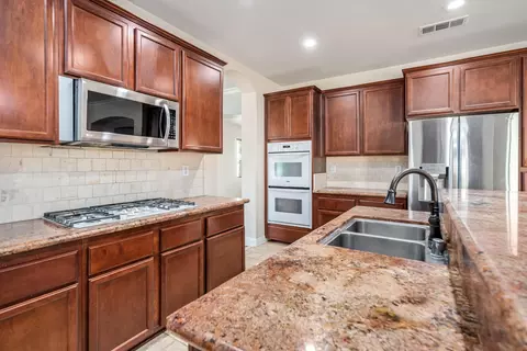 41709 Firenze St, Lancaster, CA 93536 photo 21